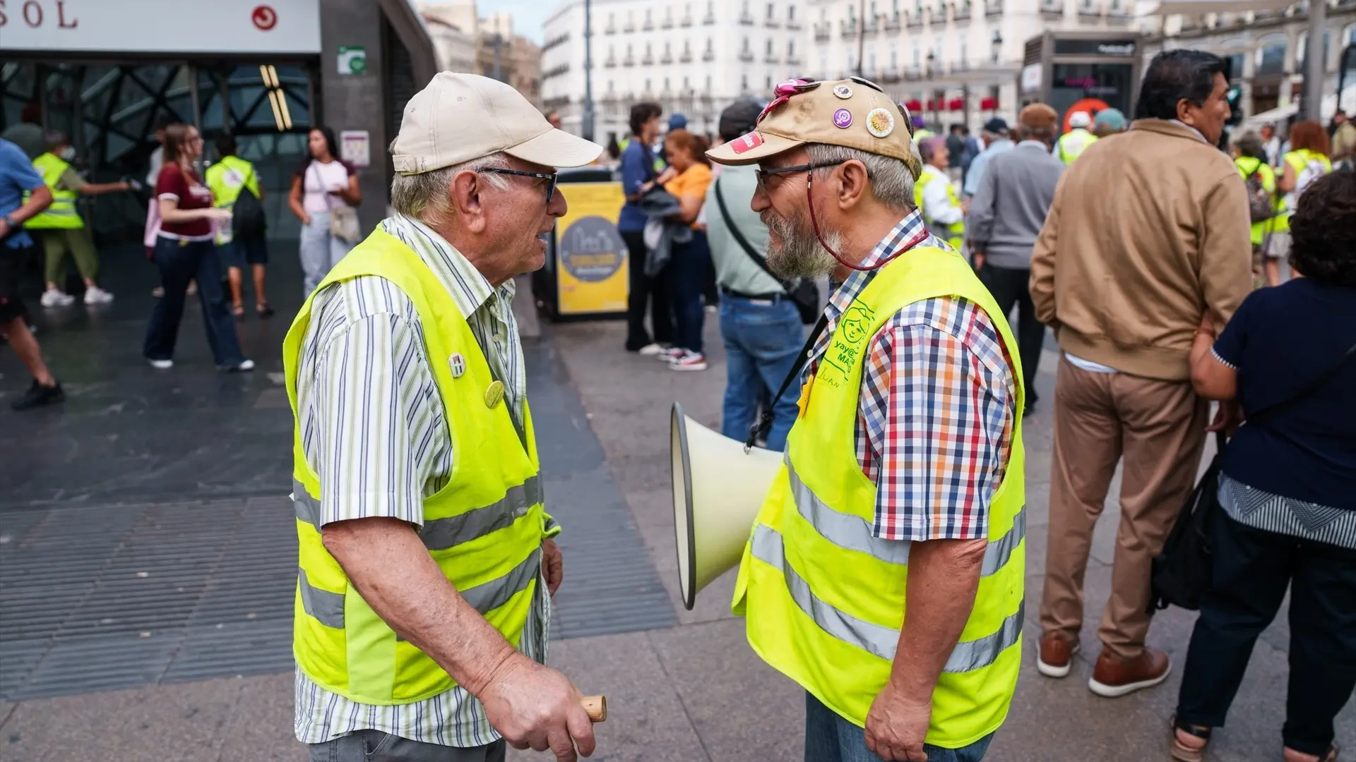 La pensión media de jubilación alcanza los 1.577,6 euros y el gasto mensual marca nuevo récord
