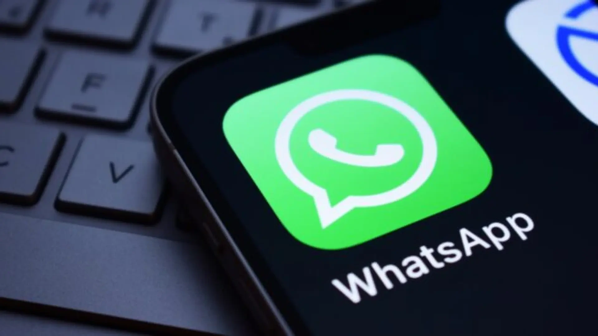 Tus stickers de WhatsApp tendrán voz: la app prepara una función para añadirles sonido y crear los tuyos
