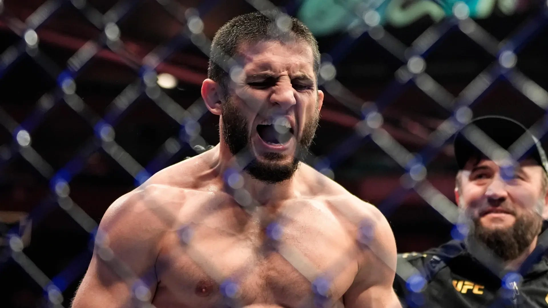 Makhachev se niega a pelear con Carlos Prates y la UFC crea un cinturón interino: "Se verá quién es el verdadero contendiente"