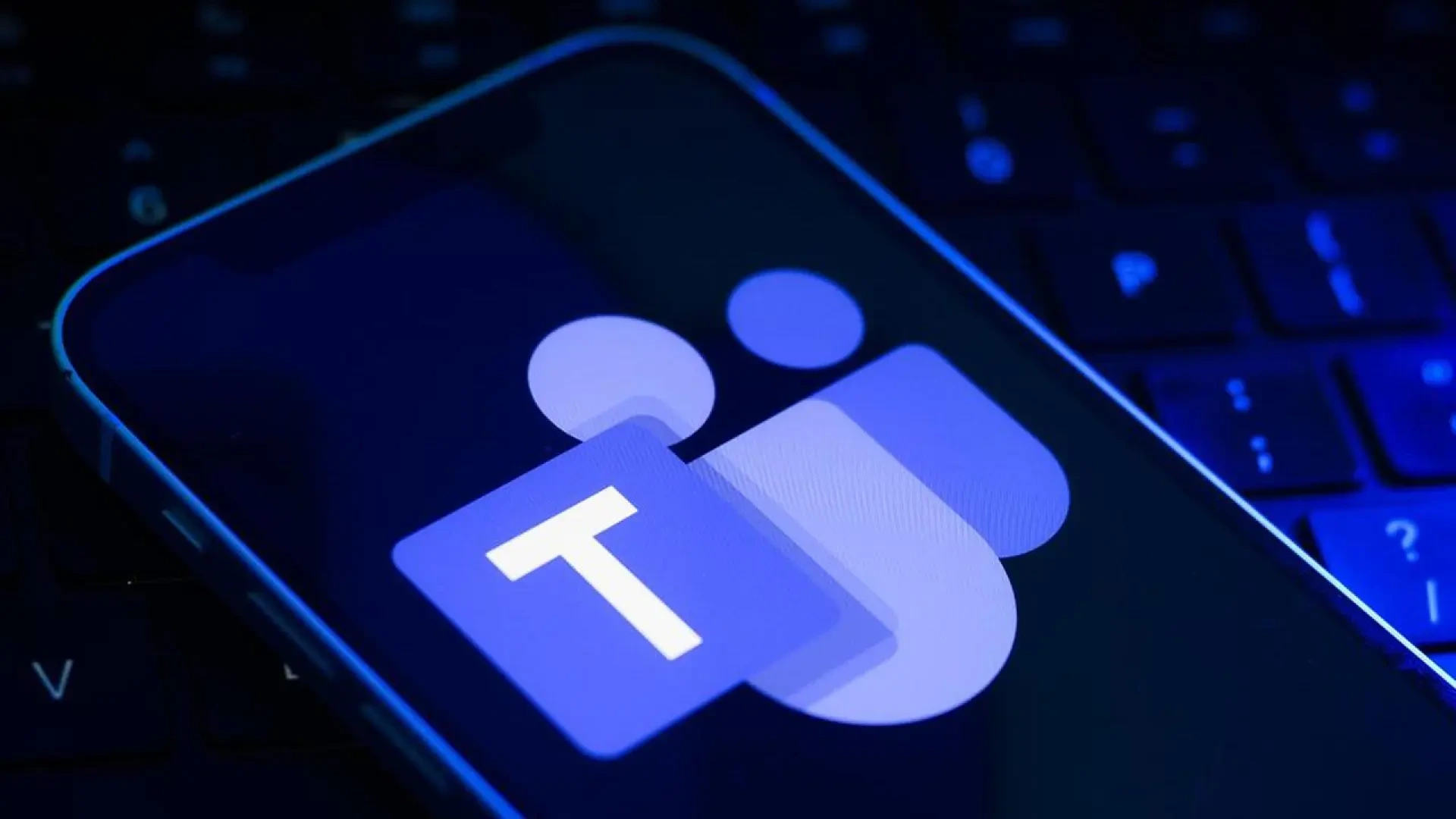 Microsoft Teams prepara una IA que analizará tus chats para detectar estafas aunque no haya enlaces maliciosos